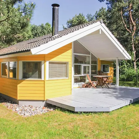 2 Bedroom Beautiful Home In Hojby * Hojby